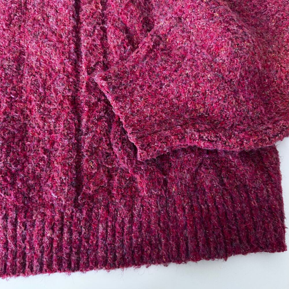 Universal Thread Sweater - Picture 2 of 7